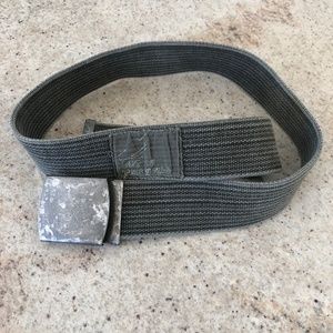 NWOT Out of This World Army Green Military Style Adjustable Belt